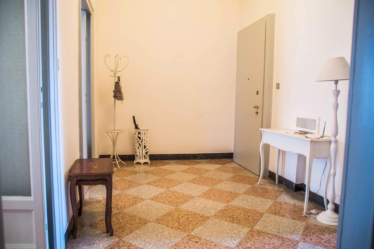 Adelaide Central Apartment ミラノ エクステリア 写真