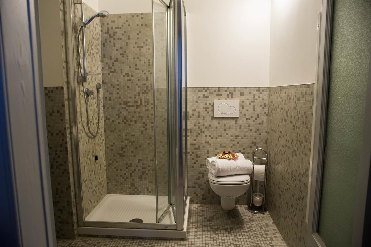 Adelaide Central Apartment ミラノ エクステリア 写真