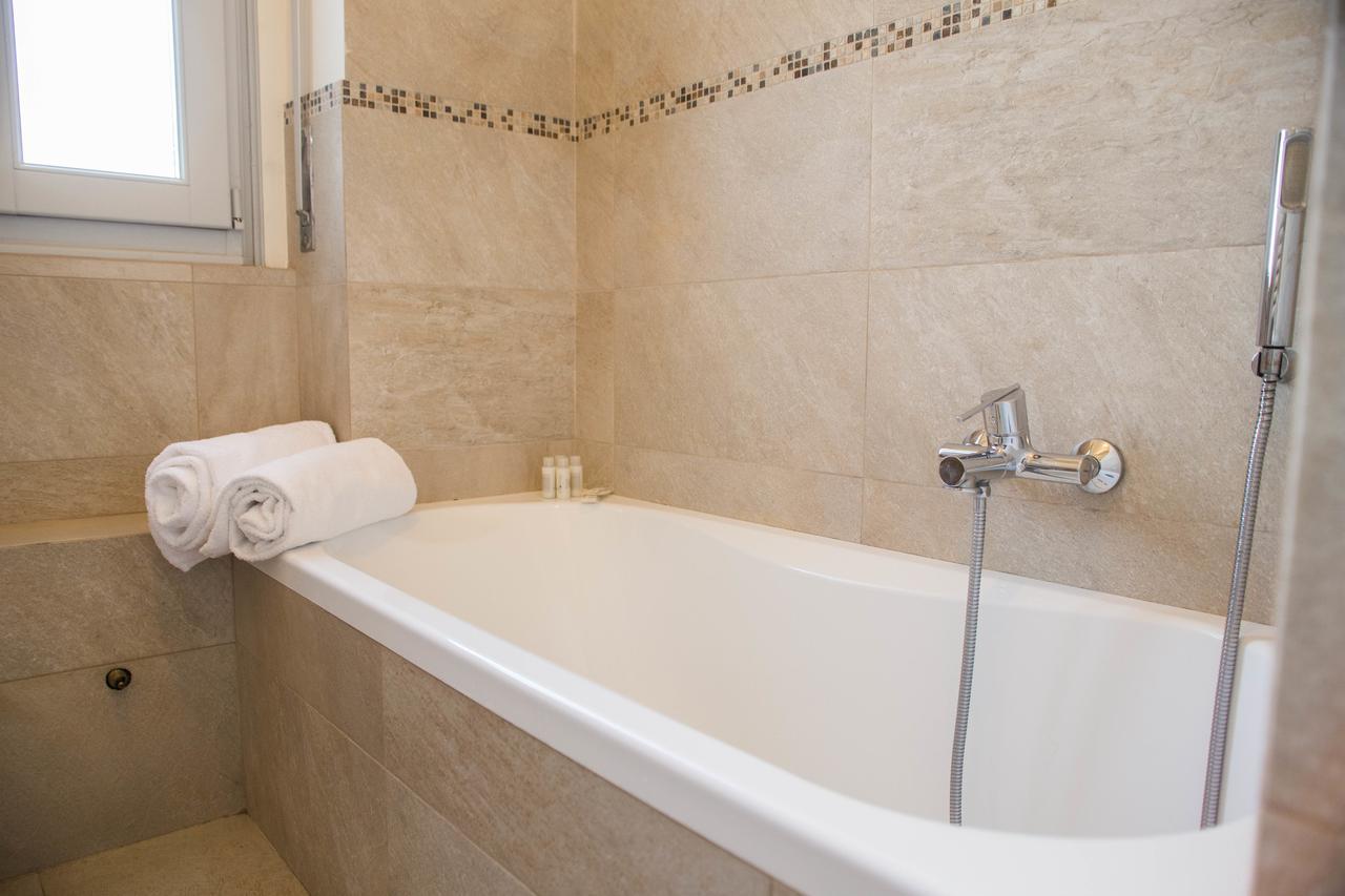 Adelaide Central Apartment ミラノ エクステリア 写真