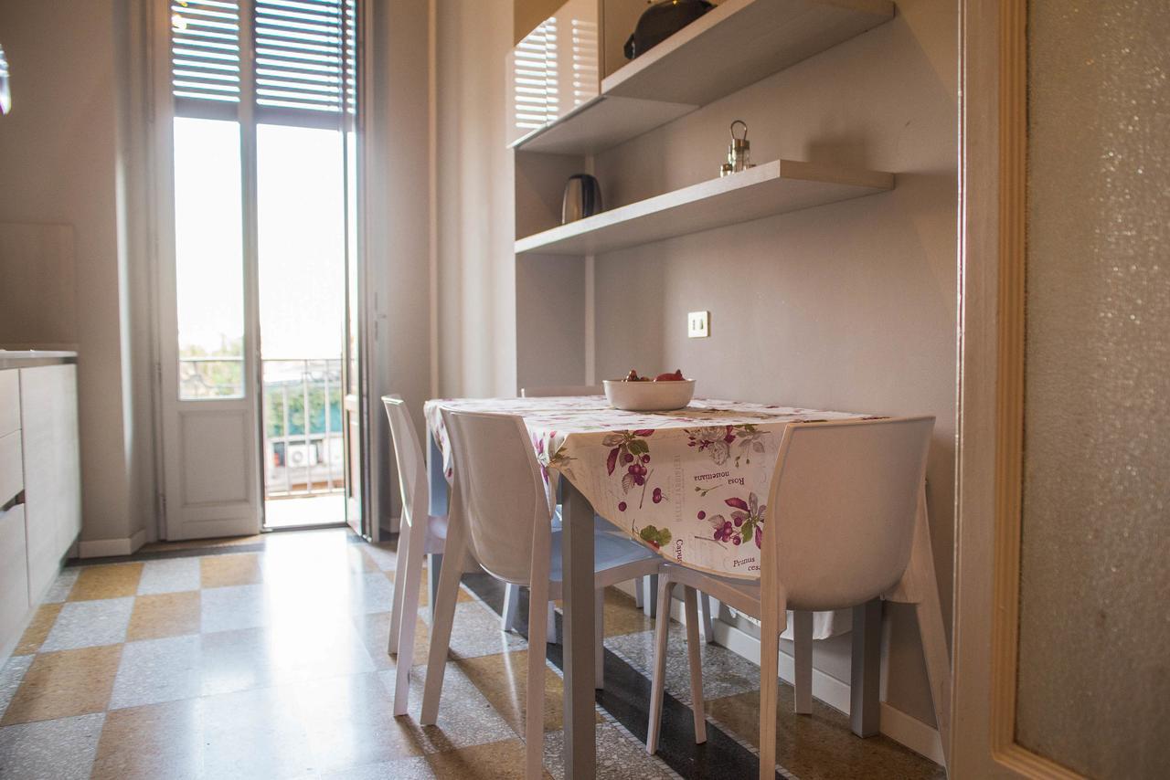 Adelaide Central Apartment ミラノ エクステリア 写真