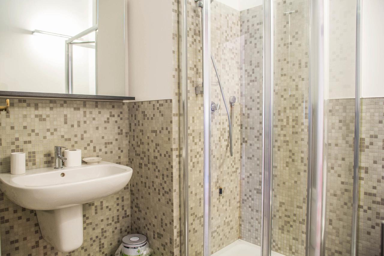 Adelaide Central Apartment ミラノ エクステリア 写真